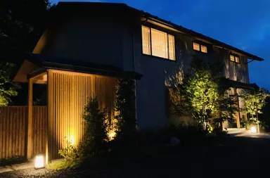 外観(ライトアップ)