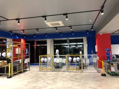 実施施設「LABOLABO(ラボラボ)」の様子(内観)