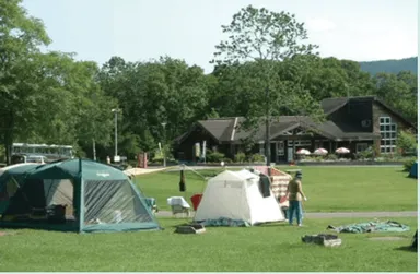 キャンプ場