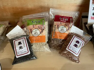 淡路島産もち麦と古代米