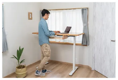 スタンディングでリモートワーク