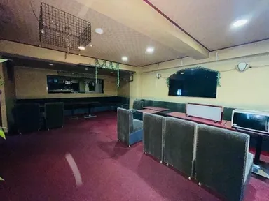 リノベーション前　店内