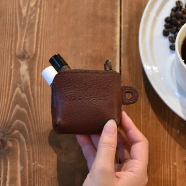 小銭入れ：8,250円(税込)