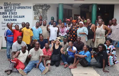 ティンガティンガアーティストと代表米田