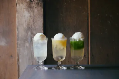 クリームソーダ(880円～／税込み)