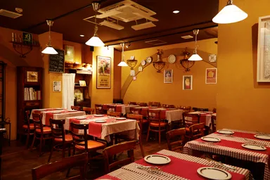 アロセリア・サル・イ・アモール 店内