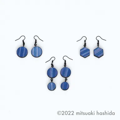 Pierced earring (デザイン: 橋田 規子)