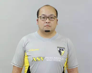 トレーナー　村越 雄太