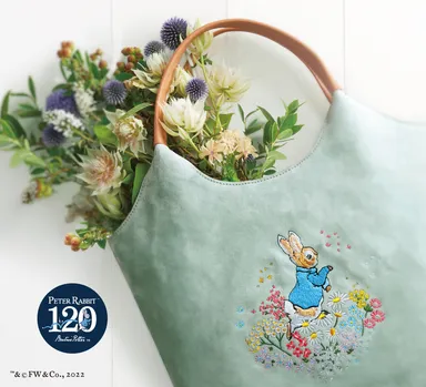 ピーターラビット刺繍バッグ置き
