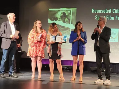 海外授賞式の様子