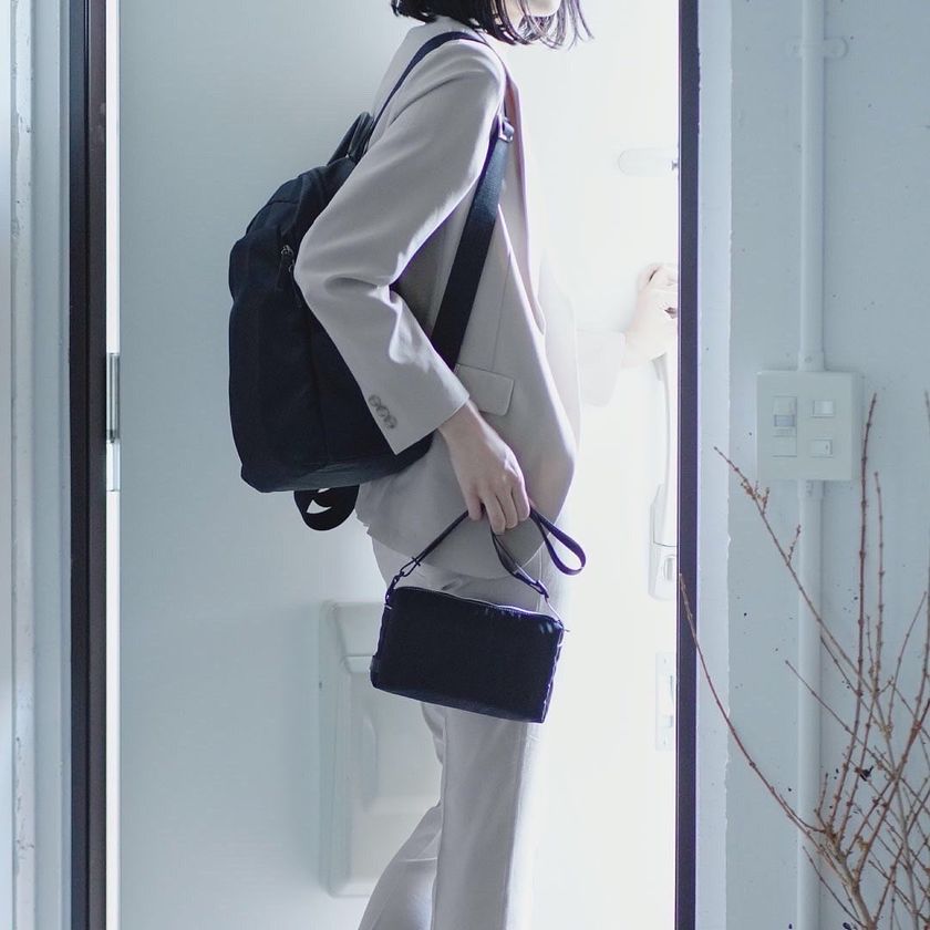 今だけタイムセール　本日より週末だけ値下げ中　MCM ショルダーバッグ mcmショルダーバッグ今週限定値下げ！