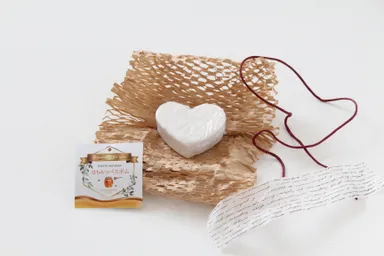 京都美山はちみつバスボム_3