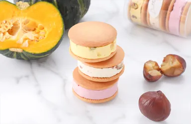 メープルかぼちゃ・栗・カシスの3種類が味わえる