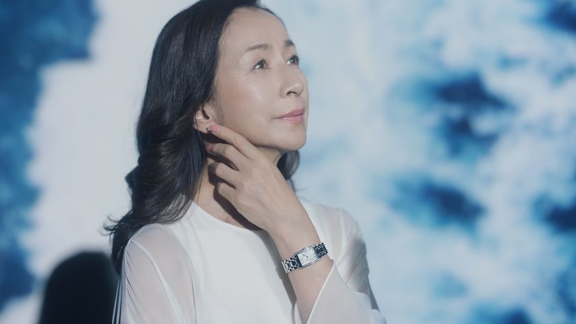 創業190周年 ロンジンのアンバサダーに。
原田美枝子・石橋静河、二世代でW就任！
世代を超えて、受け継がれるエレガンスを表現！
プロジェクションを用いた圧巻の映像美　動画・ビジュアルを公開。メイキング・インタビュー動画も特別公開。