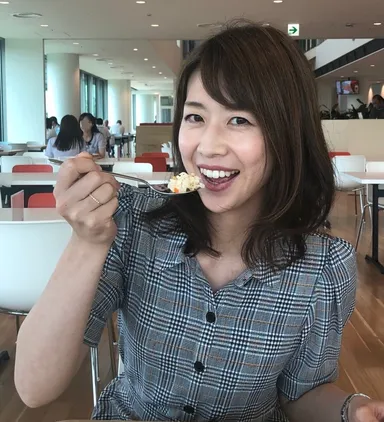 「大阪城　極上カレーストリート」アンバサダー  ytv 虎谷温子アナウンサー