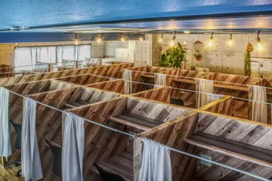 全席個別ブース型の為、周囲に気を取られることなく集中できます