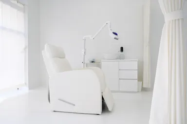 ホワイトニングカフェ三島店