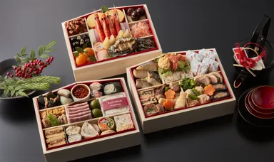 一番人気の「三段重絵馬」