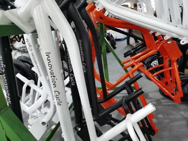 フレームカラーバリエーション1