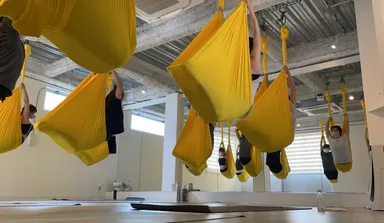 当スタジオではエアリアルヨガを初めて体験される方が90パーセント以上です