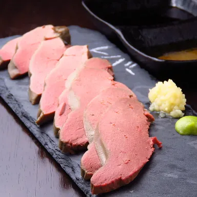 低温調理肉刺しレバー