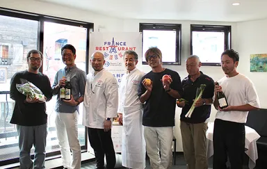 試食会に参加した生産者たち。「かほくイタリア野菜研究会」、「さいとう農園」、「蔵王ウッディファーム」