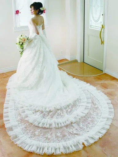 ウエディングドレス イメージ1