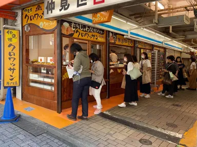 プレオープンで賑わう「クロッジュ！」