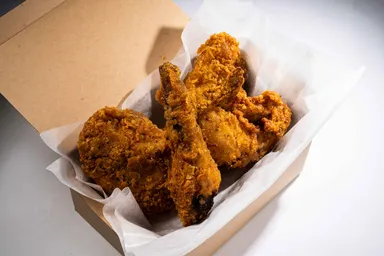 期間限定フライドチキンBOX(1,000円(税込))