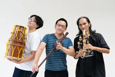 インドネシア 音楽セッション　／写真：冨田了平