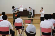 京都府立聾学校での挿し芽イベントの様子
