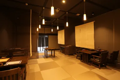 囲炉裏ダイニング「竃」(KAMADO)