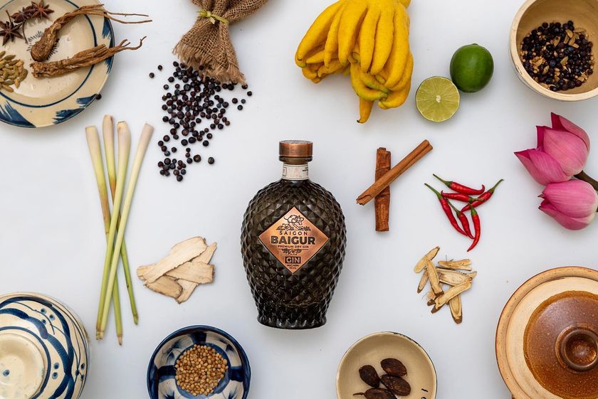 ベトナム産　ドライジン アジア2本目はベトナム産 ～ SAIGON BAIGUR Premium Dry Gin