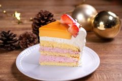 山形プリンのクリスマスケーキ_2
