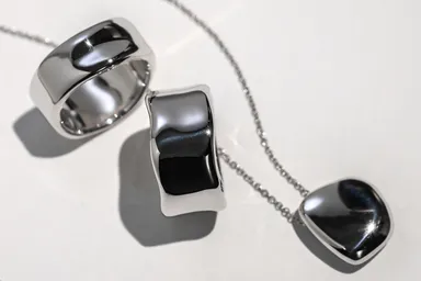 リングとネックレス