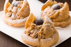 秋のシーズナルシュークリーム「ご褒美 自家製モンブラン」