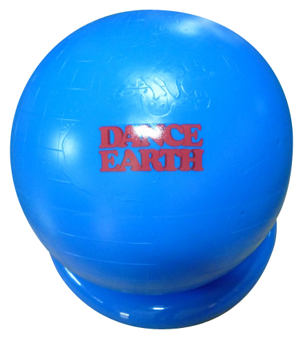 フィットネスクラブがつくったシリーズ リング付バランスボール Dance Earth 生命の鼓動 いのちのリズム の座席用ボール として採用 株式会社東急スポーツオアシスのプレスリリース