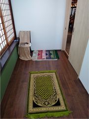 礼拝スペースを設けています