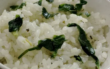 伊豆諸島のアシタバご飯