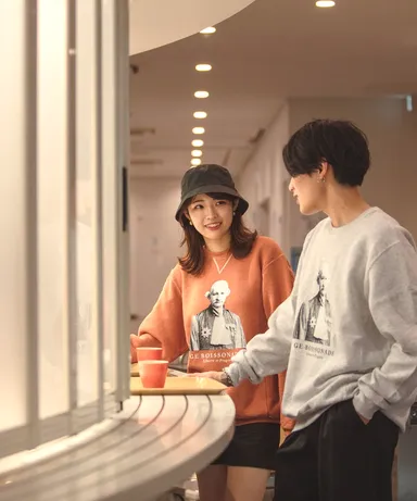 着用イメージ(モデルは本学学生)