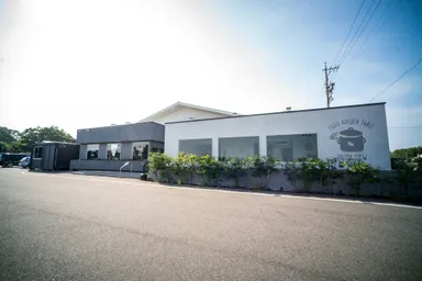 恵比寿楽園テーブル　外観