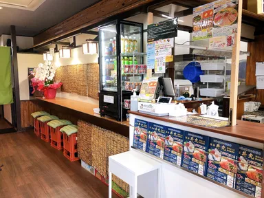 美里店内観