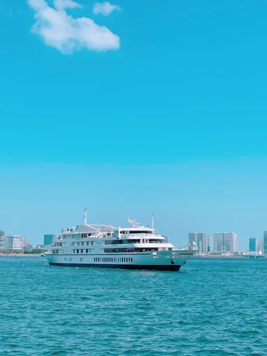 シンフォニーモデルナ号