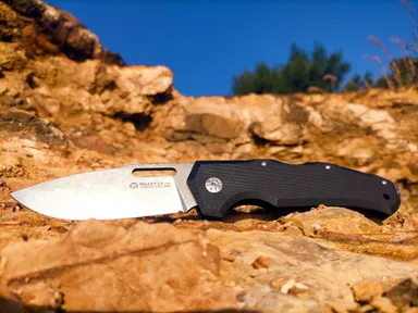 フルサイズなのに非常に軽量