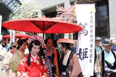 時代行列写真(1)