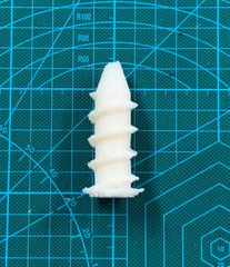 PLA／ヒドロキシアパタイト複合材料を用いて3Dプリンターで印刷した、骨の固定などにも使用できる可能性のあるスクリューの形状