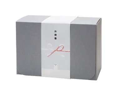 カジュアルな贈り物にも使えるデザイン帯