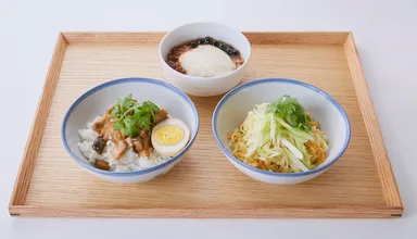 ルーロー飯セット（ルーロー飯、まぜ麺、ミニ豆花）