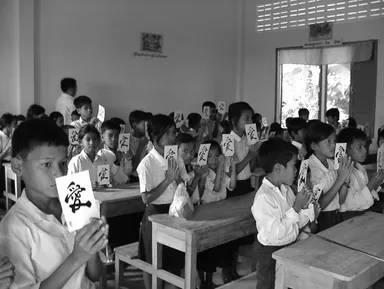 寄付した小学校にて