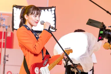 Qoo10「メガ割」新TV-CM「MC」編